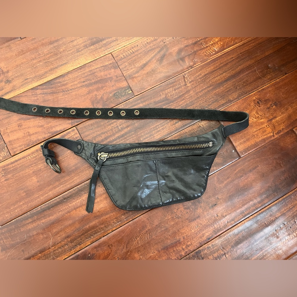 $235 AllSaints Leather Belt Crossbody Black Gold Bag